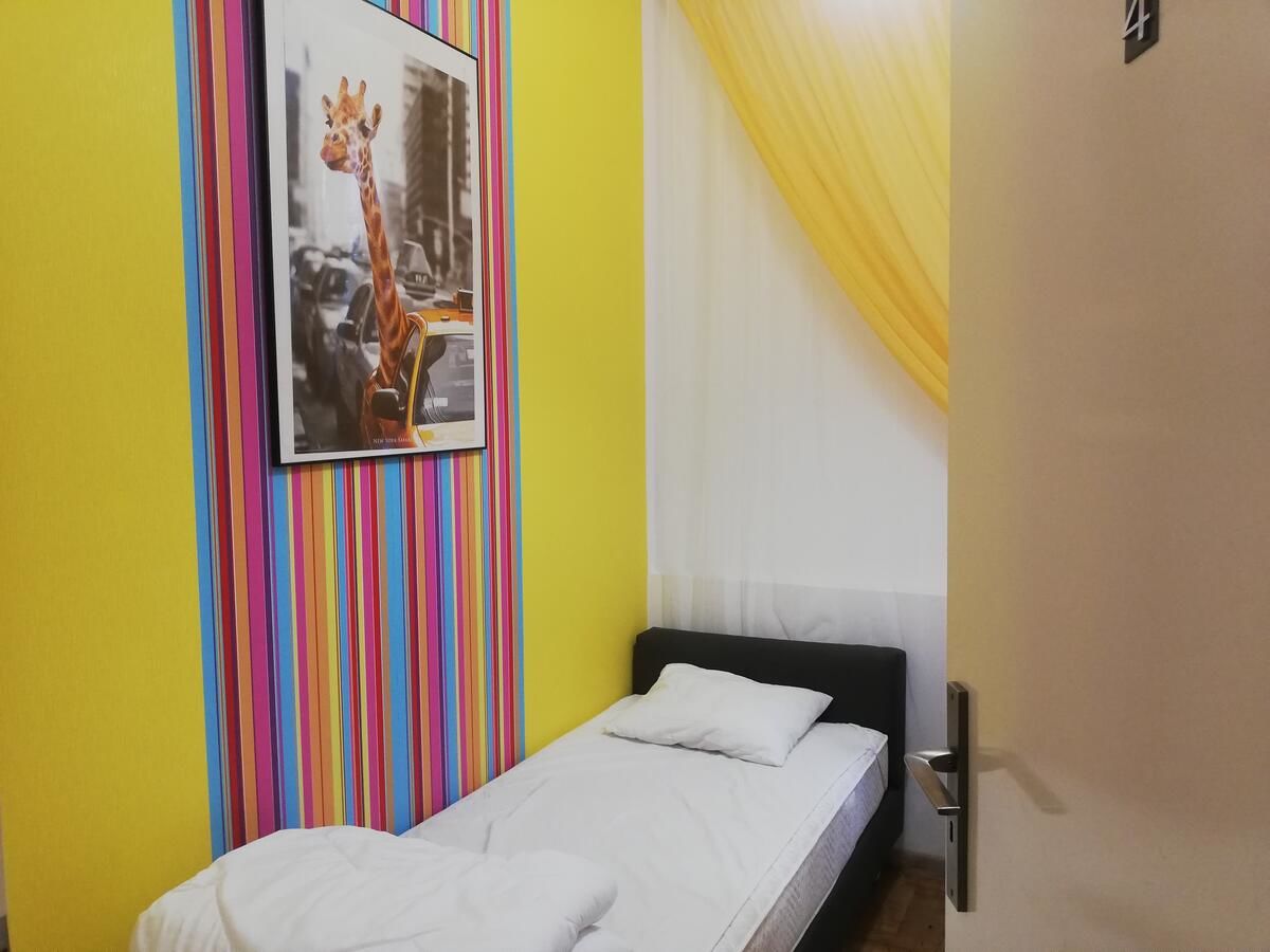 Хостелы Lorf Hostel&Coffee Краков